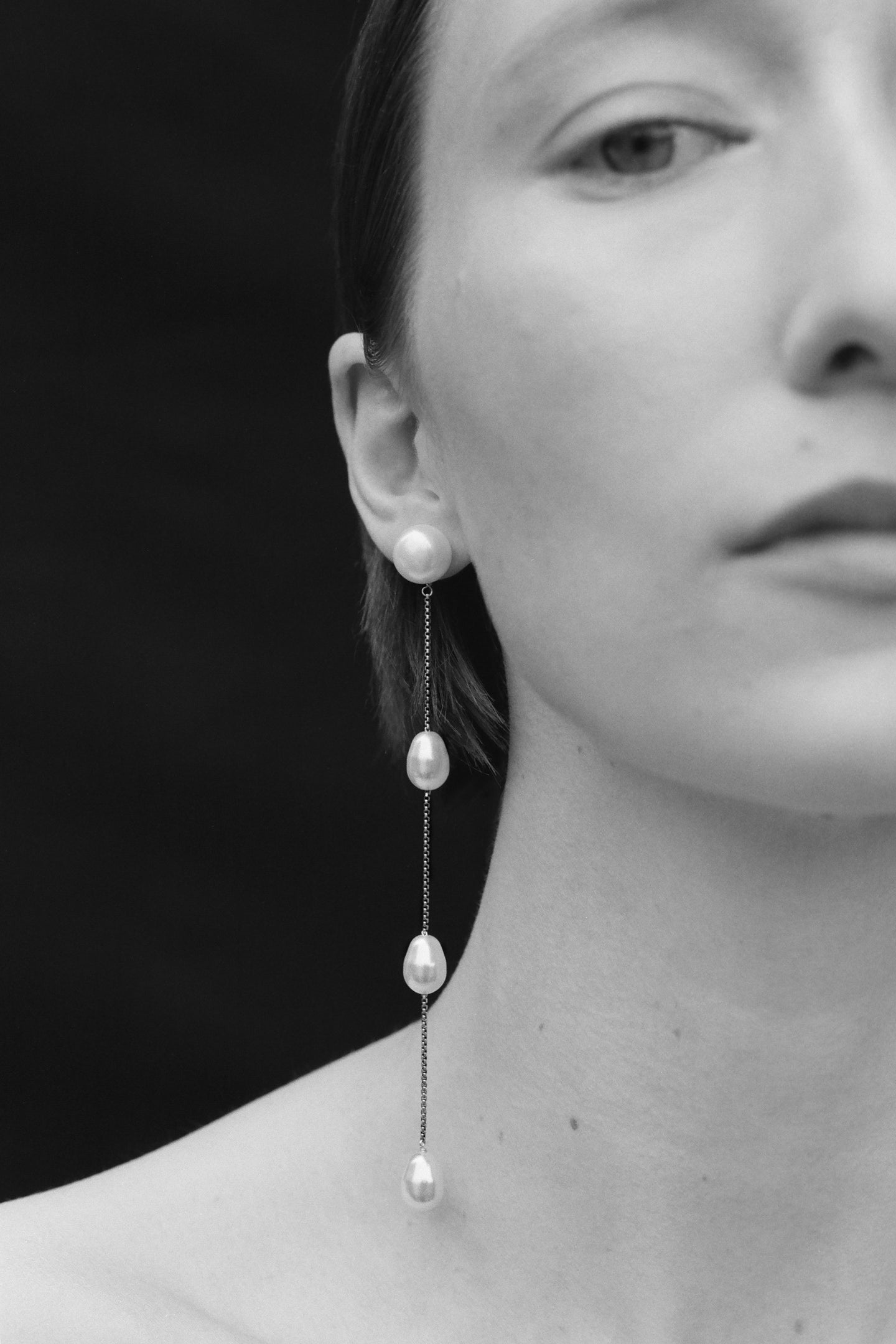 Medium Pearl Drop Earrings | Sophie Buhai